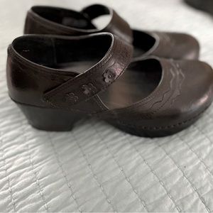 Dansko size 37 mary Jane’s